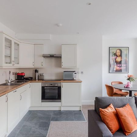 Apartamento The Sensual Breeze - Fitzrovia - Frankie Says Londres Exterior foto